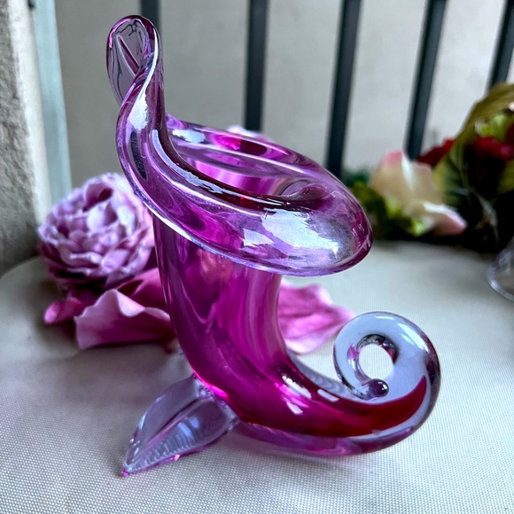 Seguso, Murano Accents Murano Studio Art Glass Seguso Cornucopia